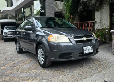Chevrolet aveo LT 2010