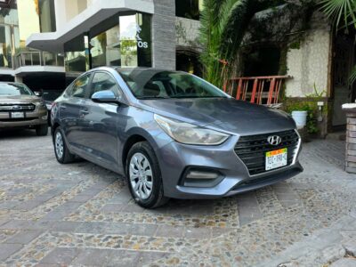 Hyundai Accent GL modelo 2018