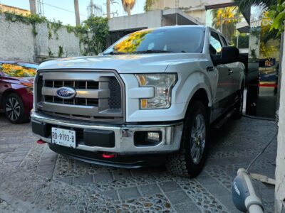 Ford F-150 modelo 2015.