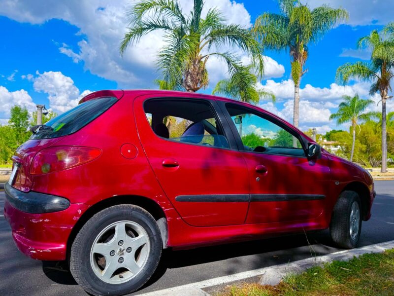 🚗 Peugeot 206 Automático 2006 | Único dueño | Factura original