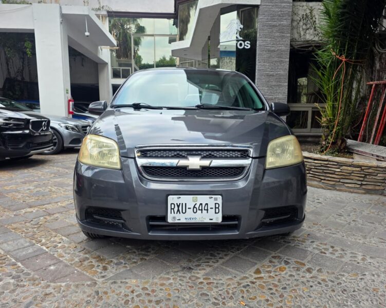 Chevrolet aveo LT 2010