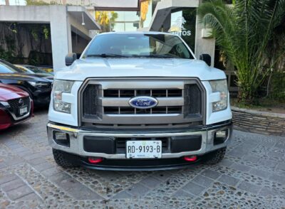 Ford F-150 modelo 2015.