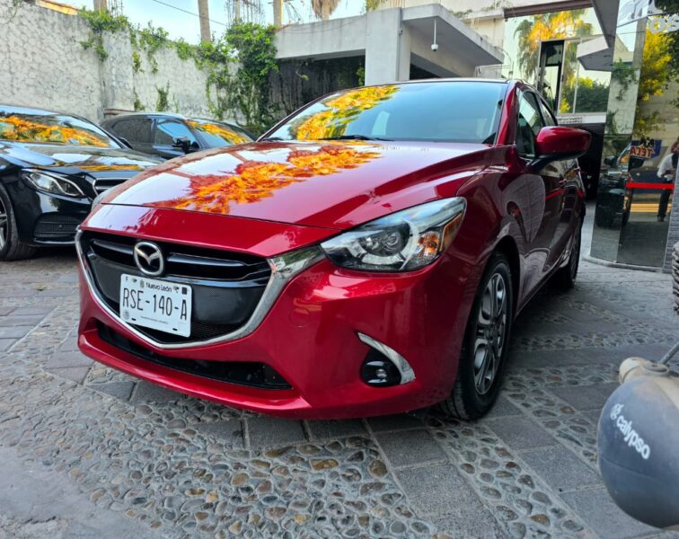 Mazda 2 version GRAND TOURING 2018