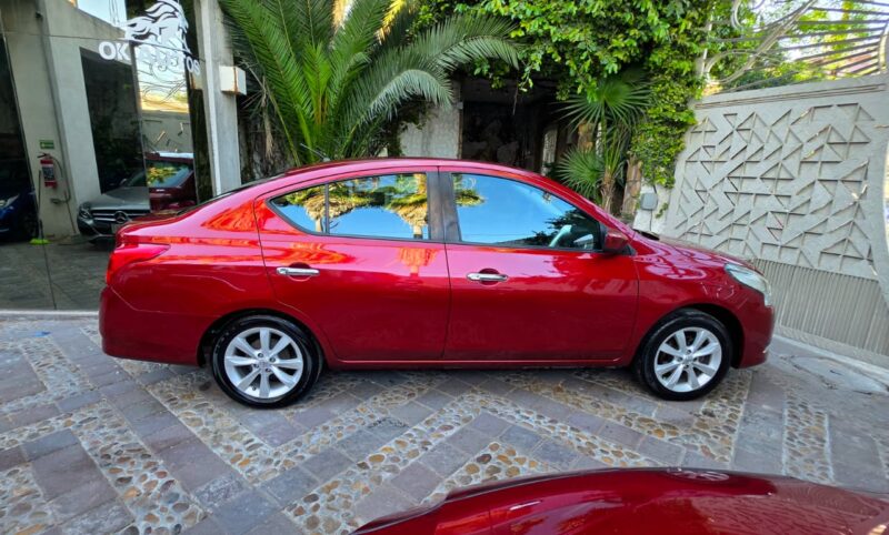Nissan Versa 2016 version advance