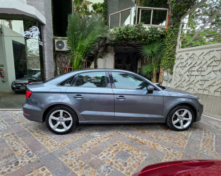 Audi A3 version Ambiente 2015