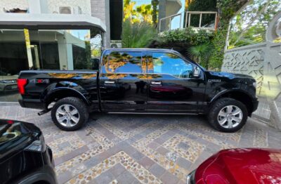 Ford F-150 PLATINUM 2018