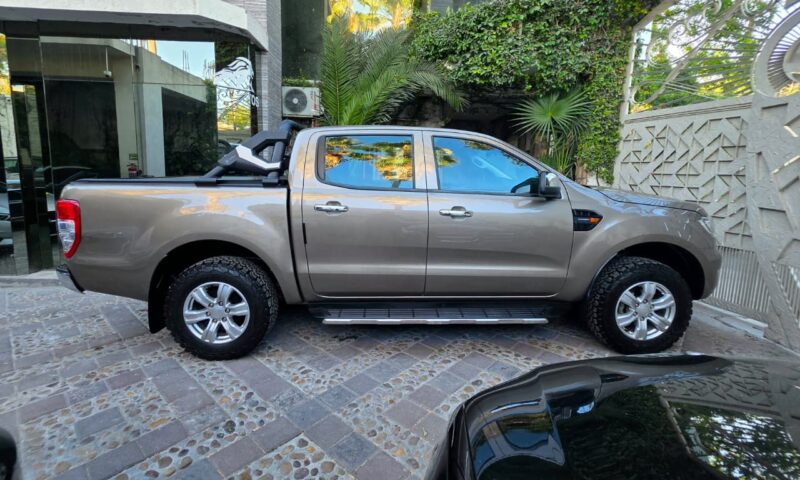 Ford Ranger version XLT 2021