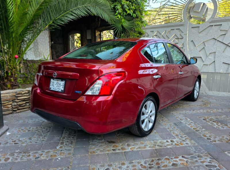 Nissan Versa 2016 version advance