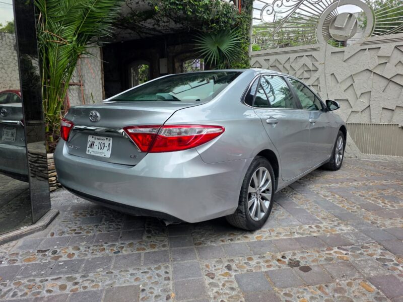 Toyota Camry LE 2016