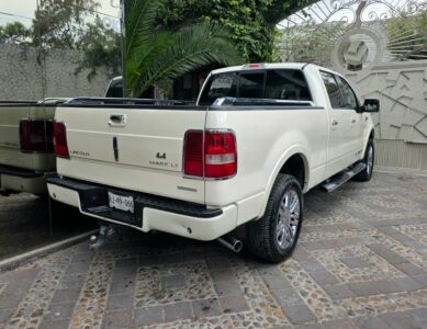 Lincoln Mark LT 2008