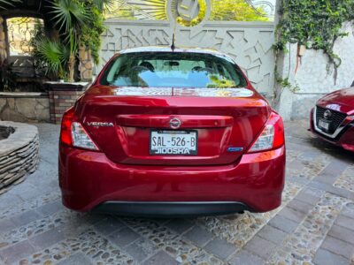 Nissan Versa 2016 version advance