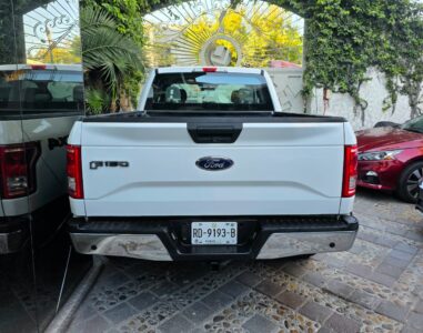 Ford F-150 modelo 2015.