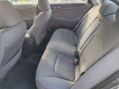 Hiunday Sonata 2014 automático eléctrico con clima funcionando 4 cilindros en Monterrey