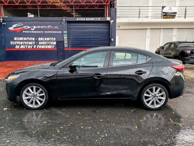 Mazda 3 Modelo 2018 Grand Touring en Monterrey