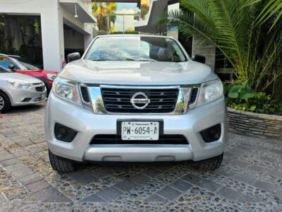Nissan NP300 Frontier modelo 2020 en Monterrey