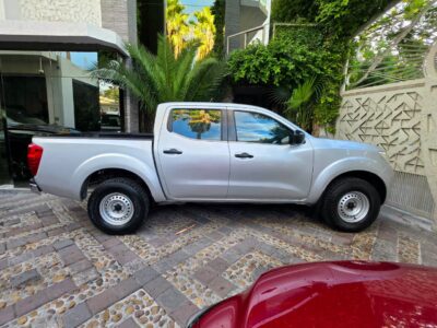 Nissan NP300 Frontier modelo 2020 en Monterrey
