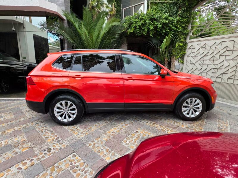 Volkswagen Tiguan TrendLine Plus 2018 en Monterrey
