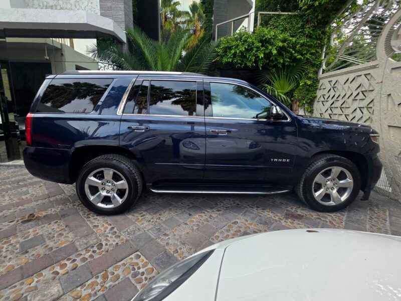 Chevrolet Tahoe PREMIER 2019 en Monterrey