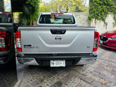 Nissan NP300 Frontier modelo 2020 en Monterrey