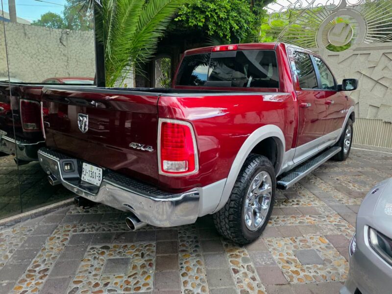 Dodge Ram version Laramie 2017 en Monterrey