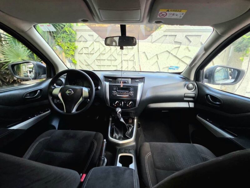 Nissan NP300 Frontier modelo 2020 en Monterrey