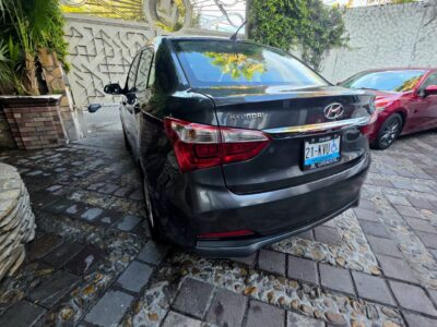 Hyundai Grand i10 GLS 2020 Automático en Monterrey