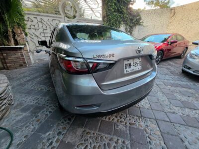 Toyota Yaris R 2016 version LE transmision estandar en Monterrey