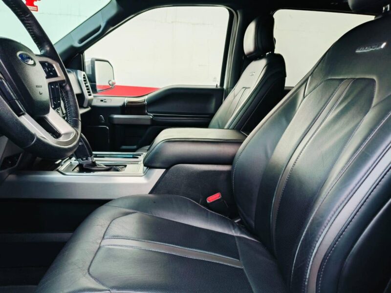 FORD LOBO PLATINUM - 2015 en Monterrey